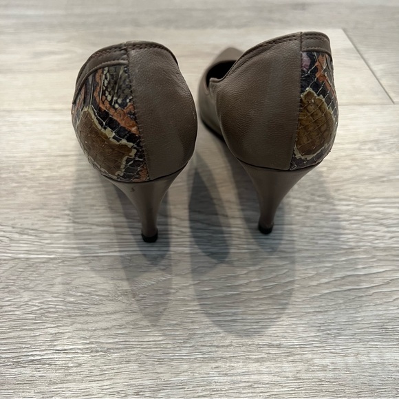 STANLEY PHILIPSON Heels Pumps Leather Snakeskin Taupe WavySide Detail 6AAVintage - Picture 7 of 12
